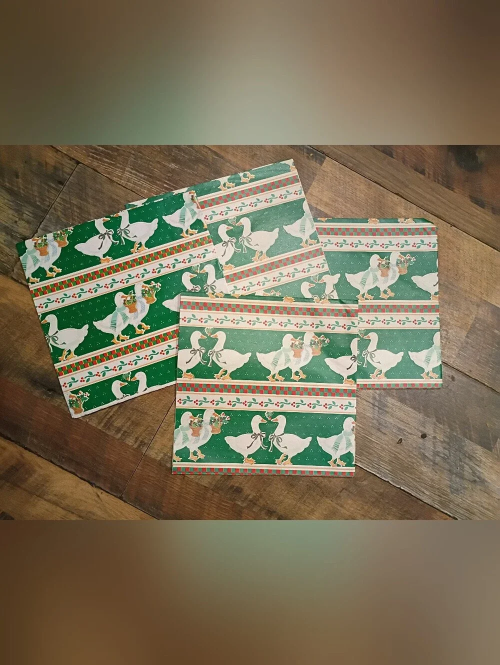 Vintage Duck Christmas Wrapping Paper